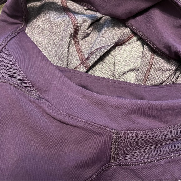 Lululemon 2-in-Run Tank - Purple - Size 6 - Picture 9 of 10